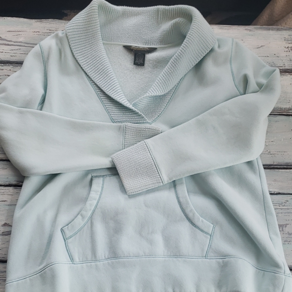 EUC Eddie bauer sweater